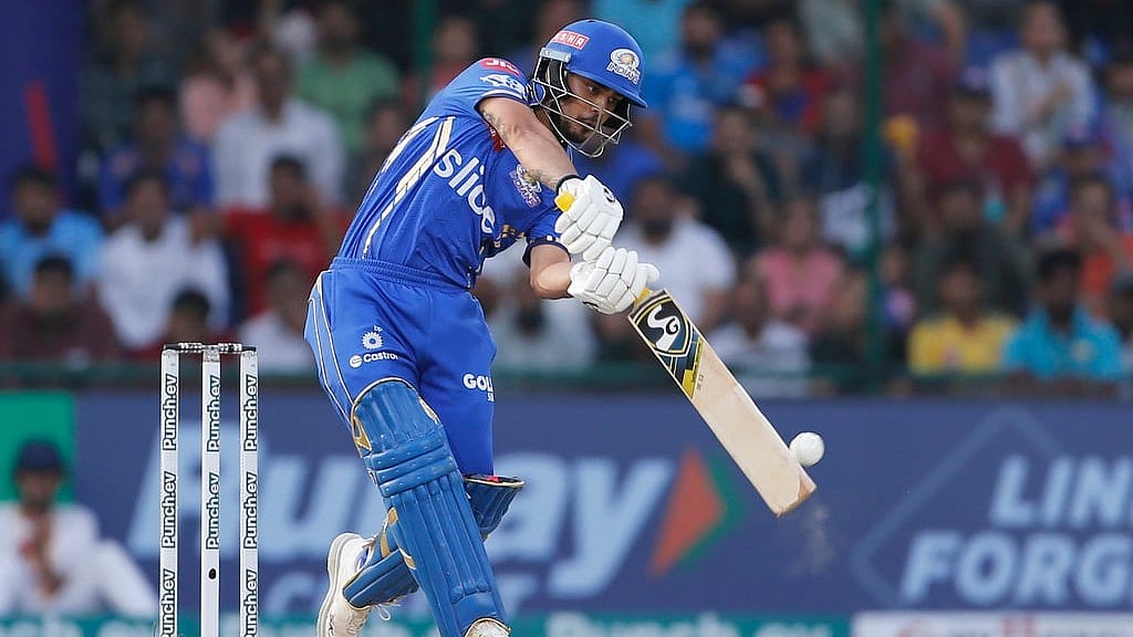(AP Photo/ Surjeet Yadav) : Mumbai Indians' Ishan Kishan plays a shot during the Indian Premier League cricket match between Delhi Capitals and Mumbai Indians in New Delhi, India, Saturday, April 27, 2024. 